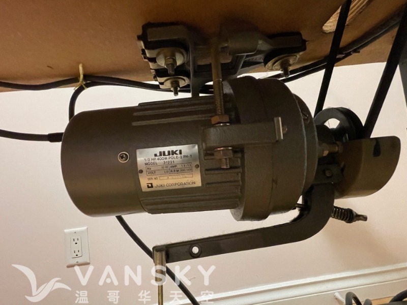 260111200941_Model 5550 bottom.jpg